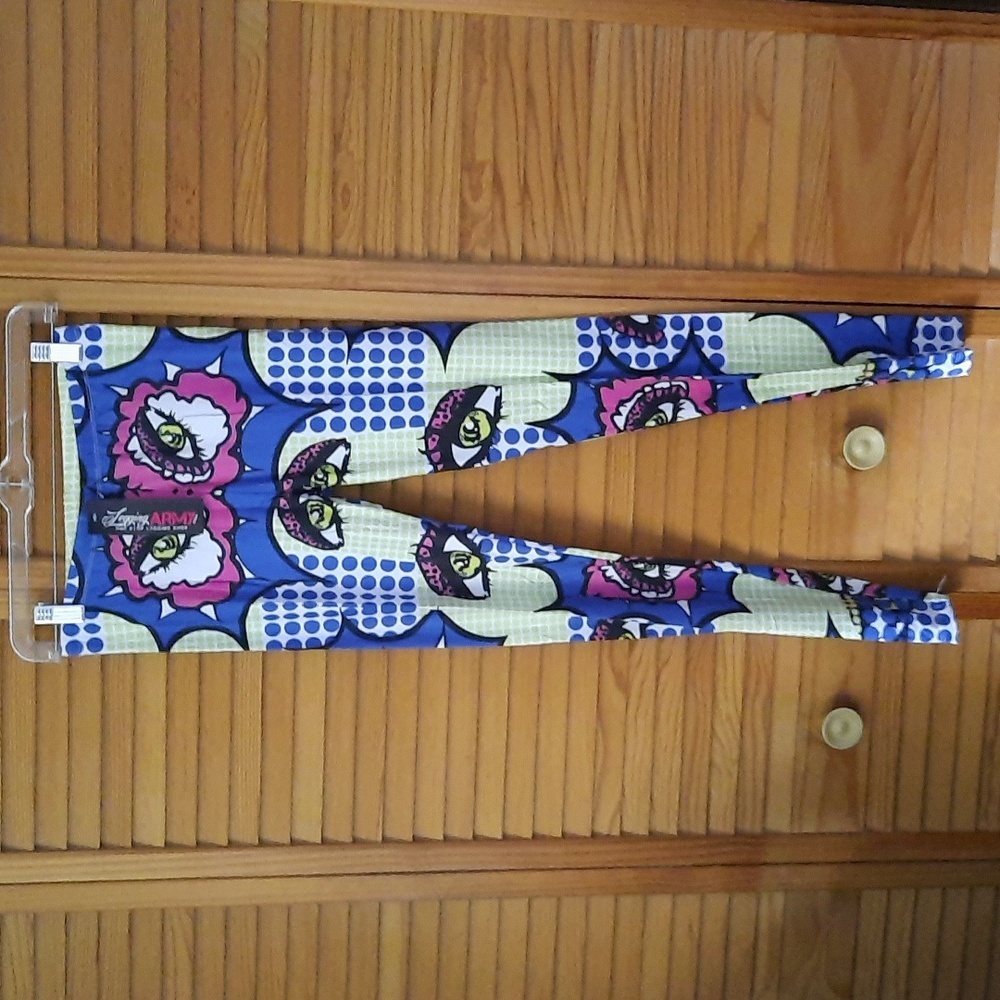 Legging Army NWT Sublimation Series Eye Spy Leggings One Size 3-9